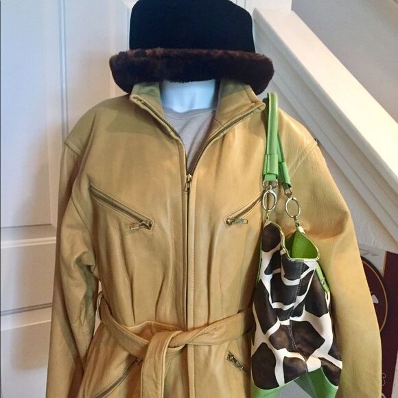 Beautiful leather jacket by Braffair size 8 - Picture 1 of 7